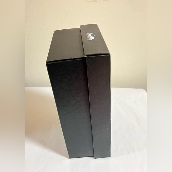 Coach vintage booties High-Top Converse Shoes.Beautiful condition.Smoke free Hom - Picture 9 of 10